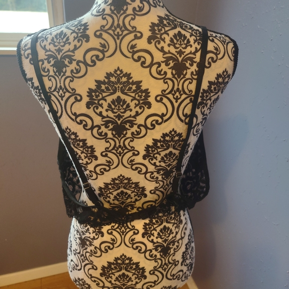 Black No Wire Lace Bra NWOT - Picture 3 of 6
